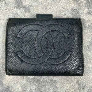 Chanel Caviar Skin Black Leather Bifold Compact Wallet CC Kisslock